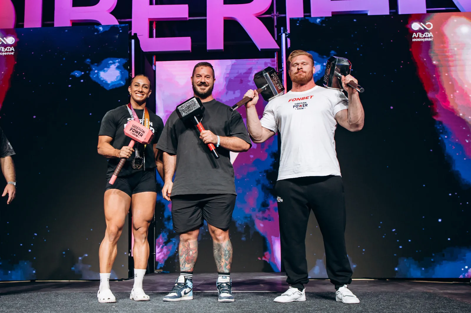 ZeroW online powerlifting coaching results — competition PBs and medal wins from remote-coached athletes