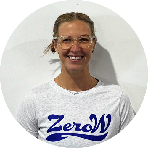 zerow caloundra powerlifting gym nutiriton coach chloe